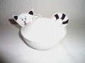Boîte en porcelaine avec chat sympa