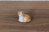 Miniature chat tigré roux et blanc
