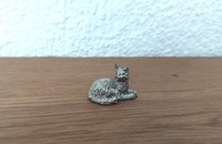 Petit chat miniature en métal