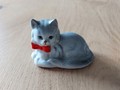 Petit chat vintage avec noeud rouge 15