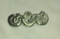 Broche JJ Jonette 4 chatons joueur