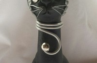 Petit chat noir en bois 