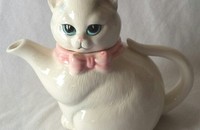 Théière chat blanc avec noeud rose