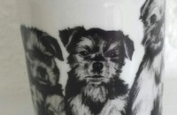 Tasse avec 3 chiens