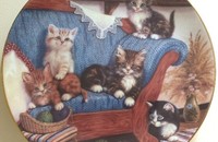 Assiette de collection chats "sur le sofa"