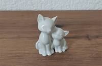 Maman chat avec chaton