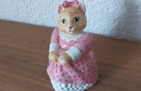 Vintage Boite chat humanisé en robe rose