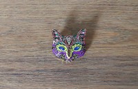 Broche tête de chats multicolore