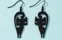 Boucles d'oreilles chats noir stylisés