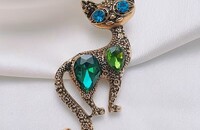 Joli broche chat d'orée yeux bleu