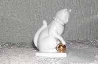 Petit chat blanc avec ball Franklin Mint