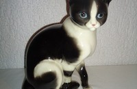 Goebel grand chat assis noir et blanc