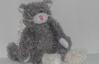 Peluche chat Ganz "Ange gris avec des ailes en satin"