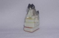 Miniature "Chat assis sur 3 livres"